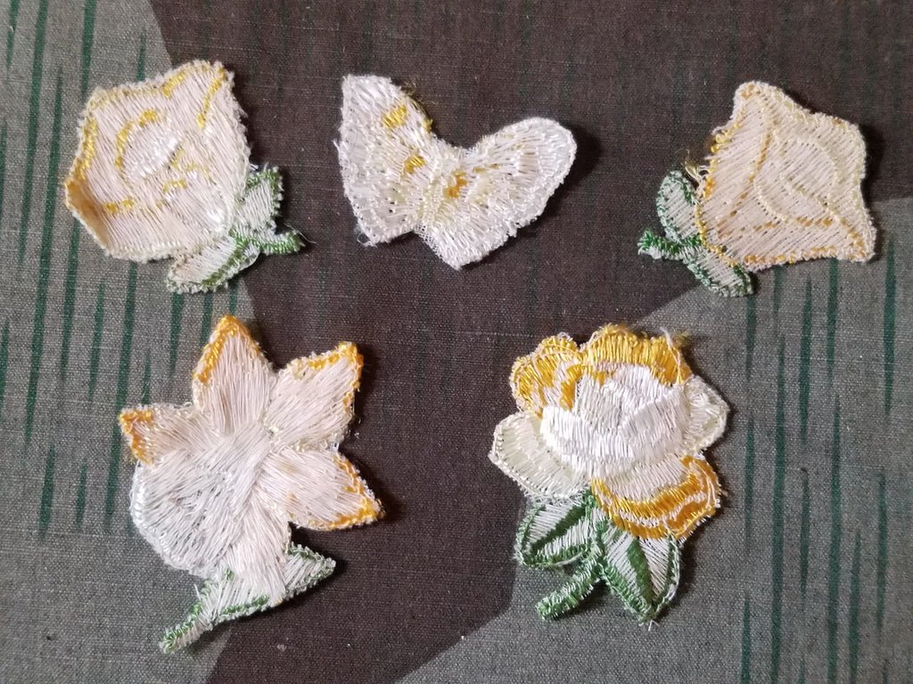 German Embroidered Flowers (Set of 10) — image 5