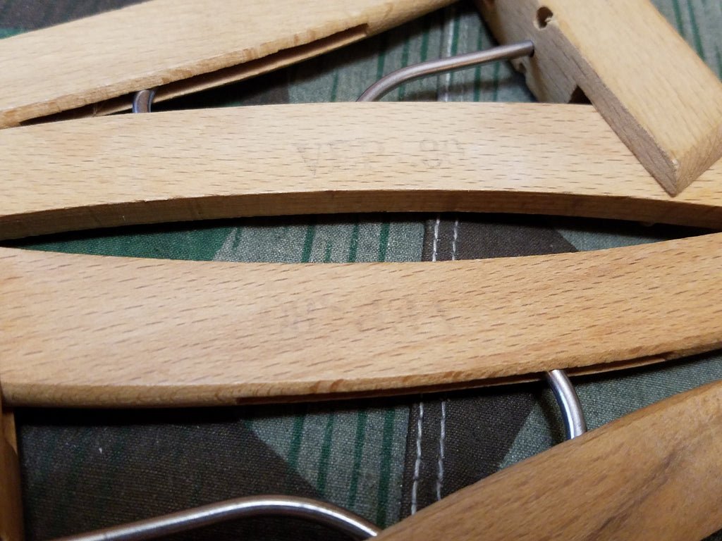 Collapsible Hanger — image 3