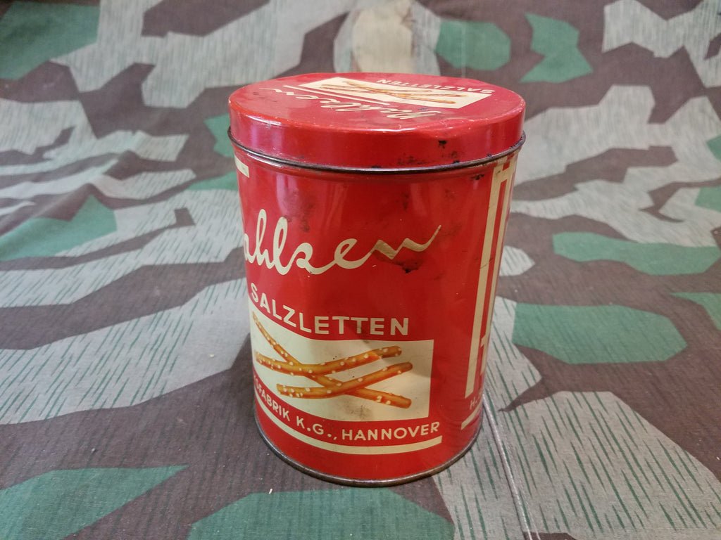 Bahlsen Pretzel Tin — image 2