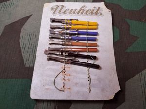 Original Neuheit Pencil w/ Sharpener