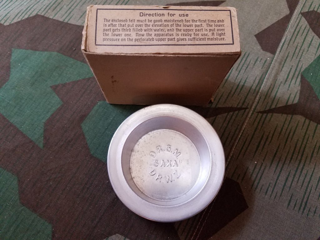 Original DRGM Finger/Stamp Moistener in Box SAXA — image 3