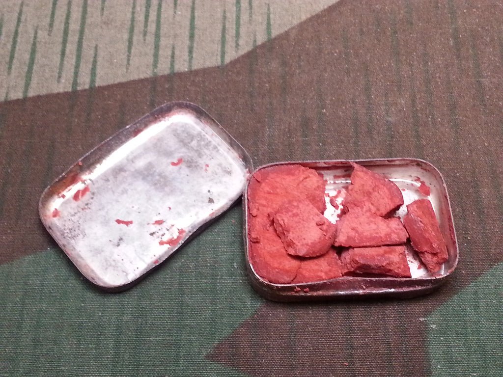 Nail Polish Tin — image 3