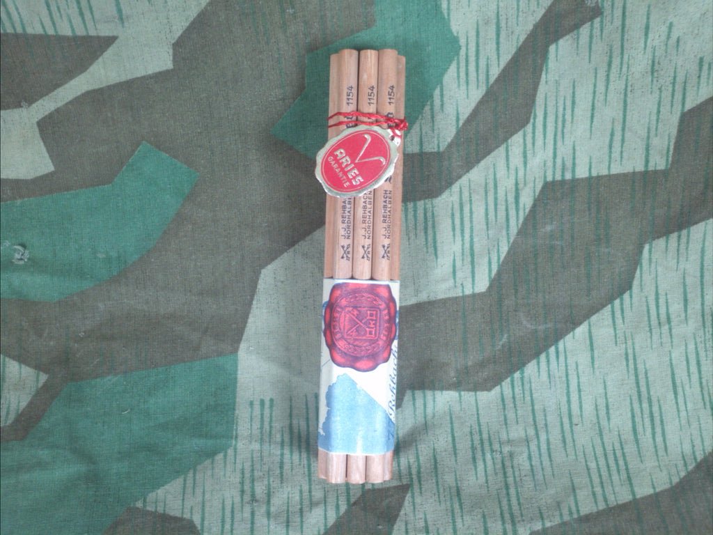 12 Siegfried White Pencils in Packaging — image 2