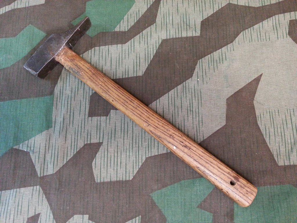 German Gebirgsjäger Piton Hammer — image 2