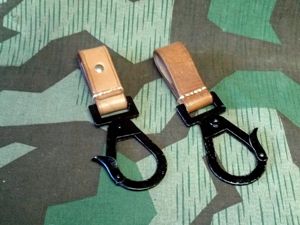 Gebirgsjäger Belt Karabinerhaken for Pitons