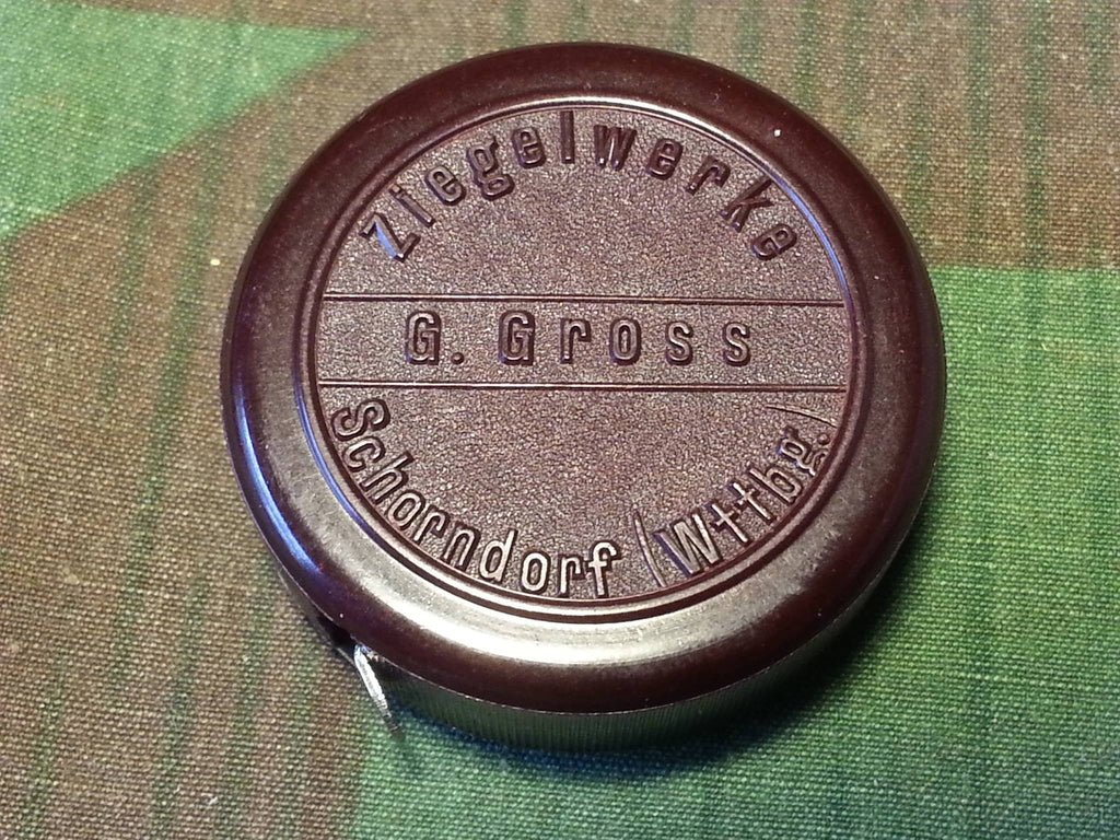 Period Bakelite Advertising Pocket Tape Measure — image 3