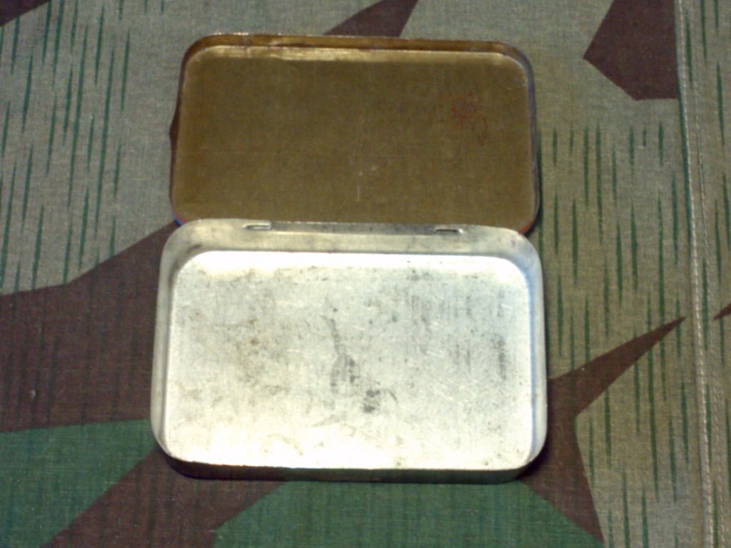 Original Typewriter Double Roll Ribbon Tin — image 2