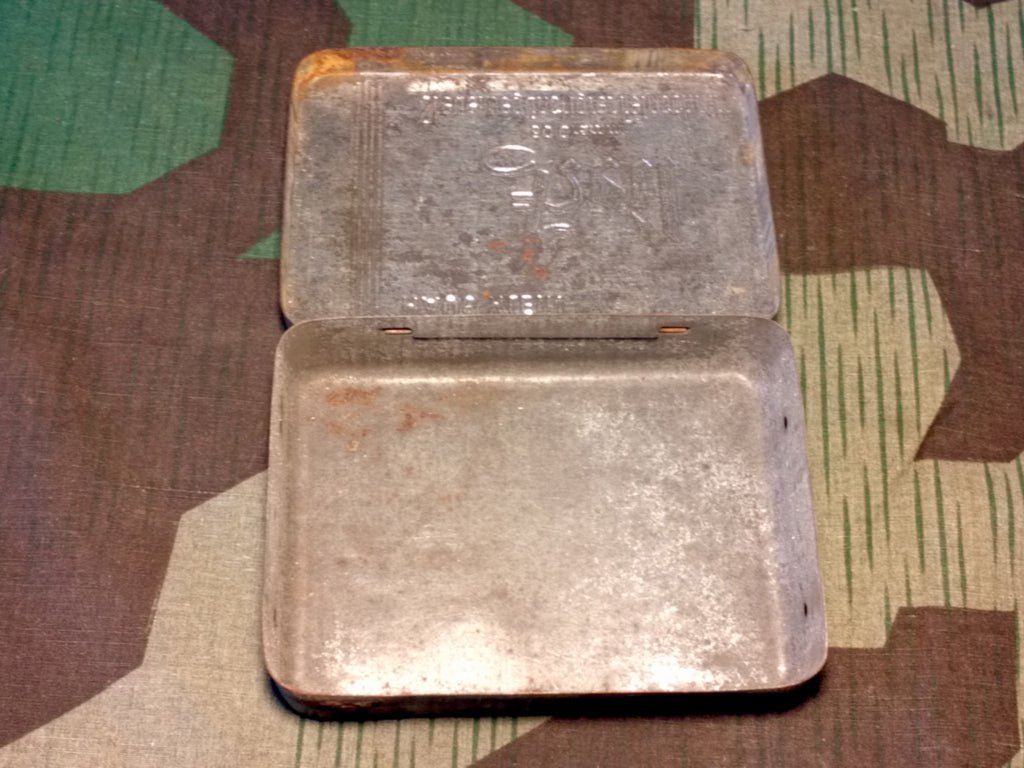 Heil Loose Tobacco Tin — image 2