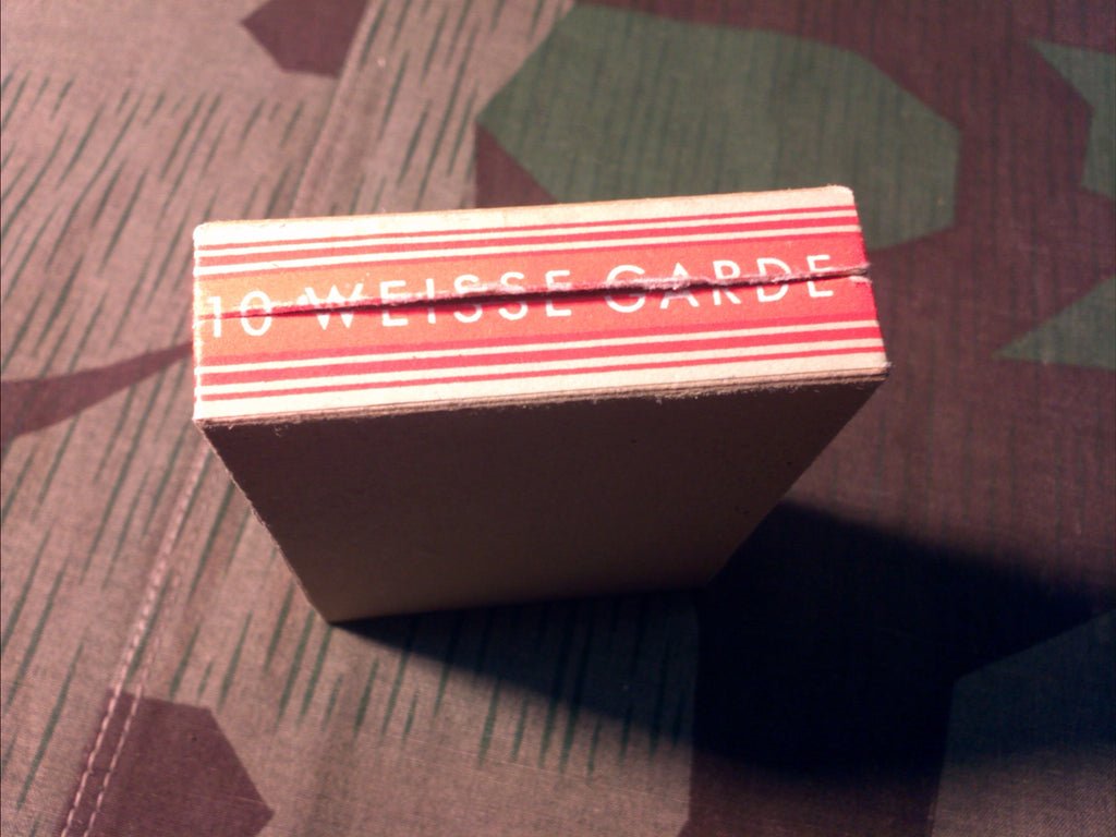 Weisse Garde Box — image 3