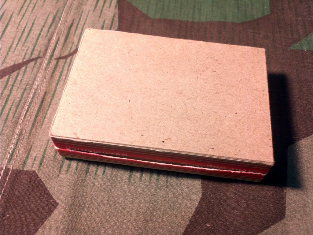 Weisse Garde Box — image 4