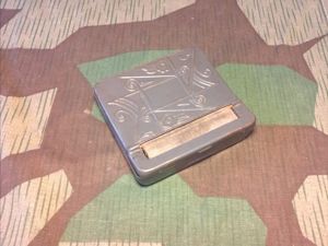 Period Cigarette Rolling Machine