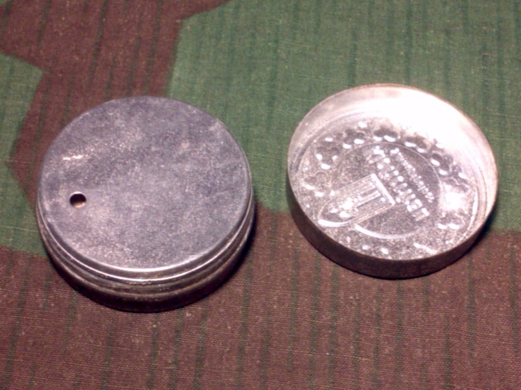 Klosterfrau Schnupfpulver Tin — image 3