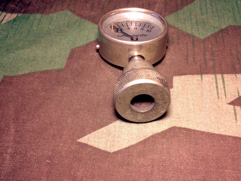 Original Tire Pressure Gauge — image 4