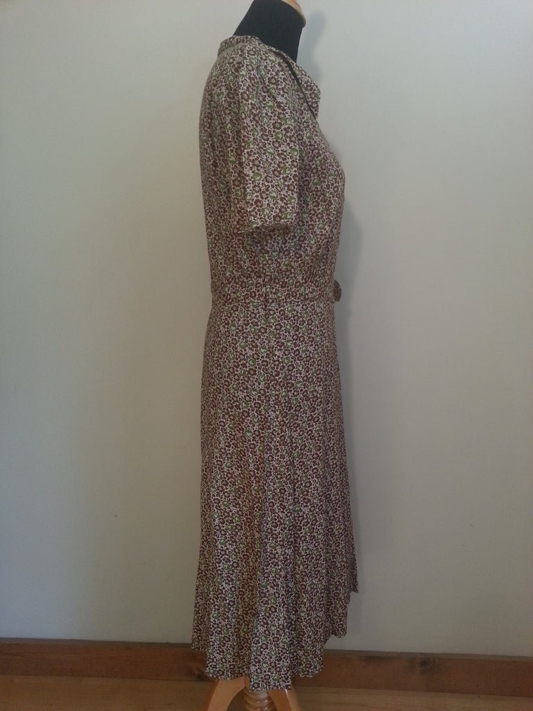 German Green/Brown Button Down Dress(B-39' W-32' H-39') — image 6