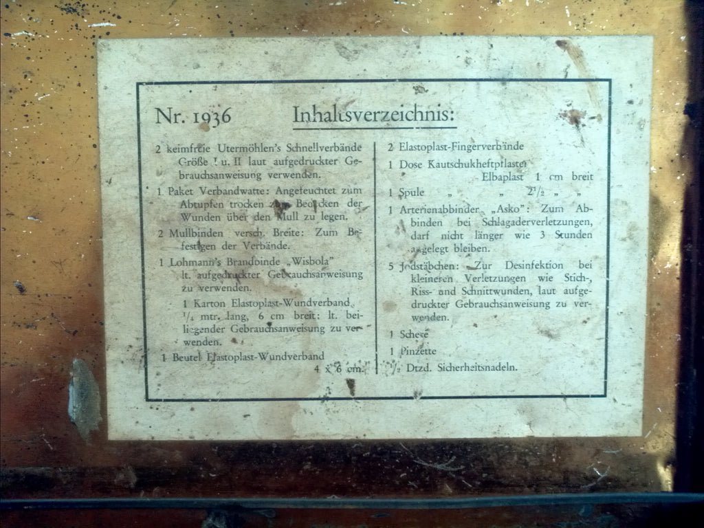 Original 1930s Erste Hilfe First Aid Box — image 5