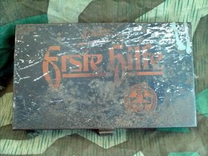 Original 1930s Erste Hilfe First Aid Box