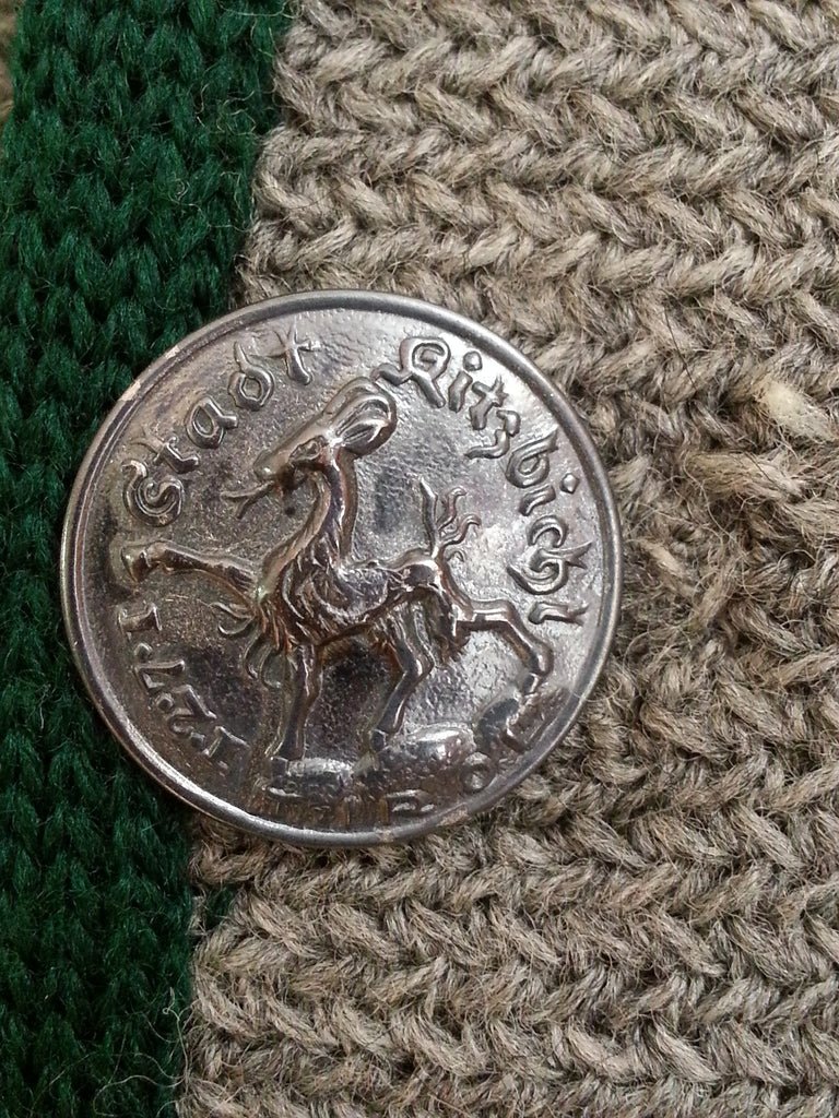 German Traditional Sweater — image 4