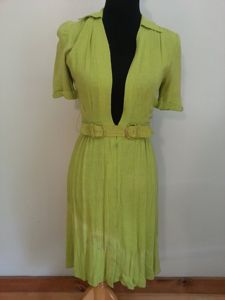 Green Dress with Belt(B-34' W-24' H-32')