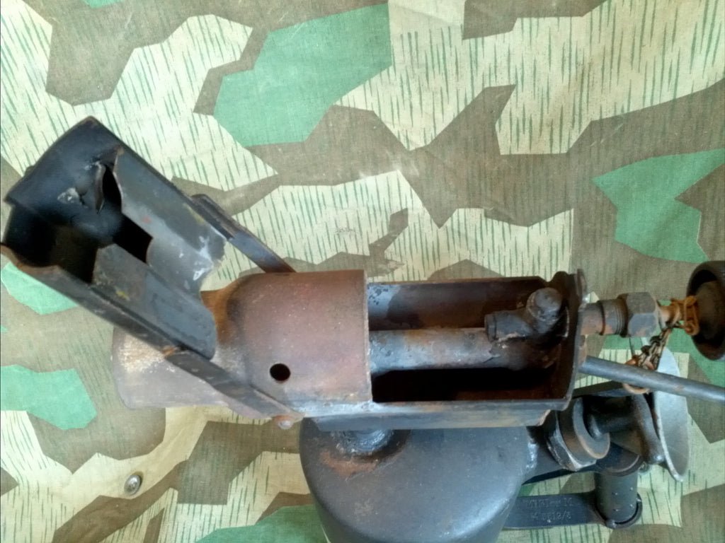 Original Wehrmacht Vehicle Torch — image 5