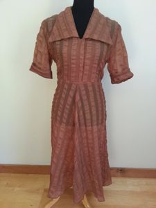 Sandstone Orange Dress(B-42' W-34' H-45')