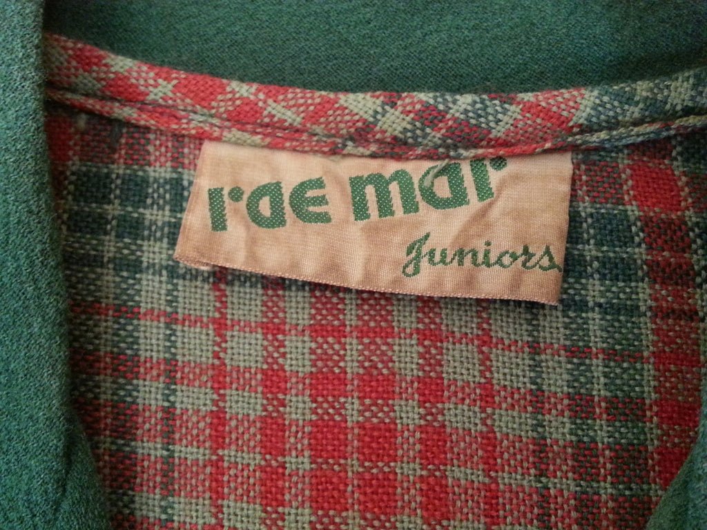 Red and Green Plaid Dress(B-37' W-26'--) — image 6