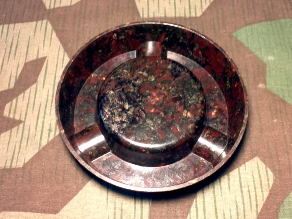 Period German Bakelite Ashtray — image 3