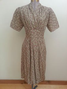 German Green Print Dress(B-38' W-30' H-40')
