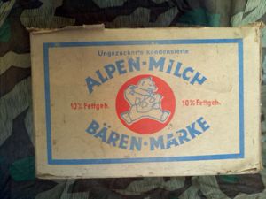 Alpen-Milch Bären-Marke Ration Box