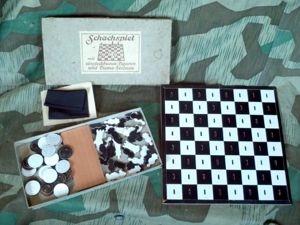 Period Schachspiel Chess/Checkers/Dame Game