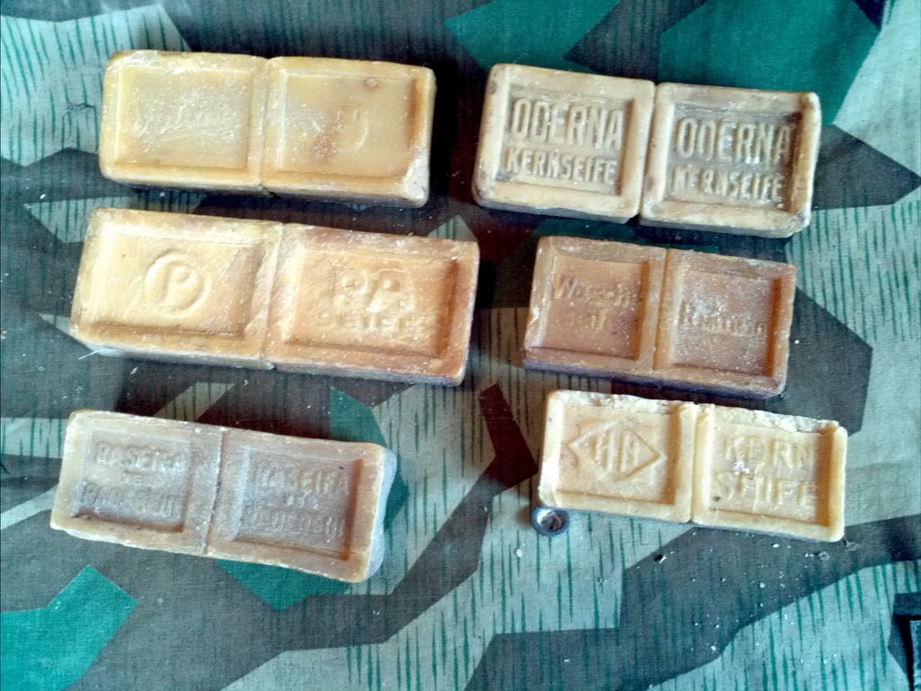 Period German Soap - Double Bar — image 2