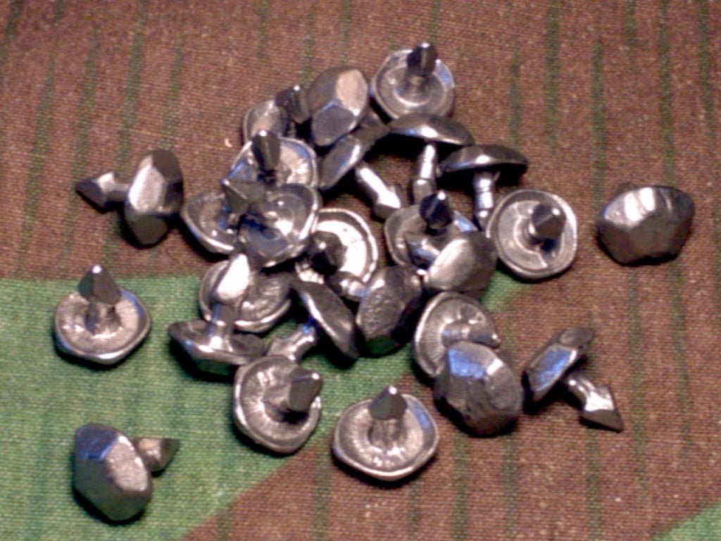 Original Wehrmacht 6-Sided Hobnails — image 2