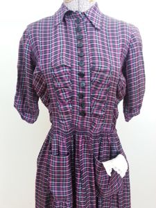 German Plaid Dress(B-36' W-27' H-40 1/2')