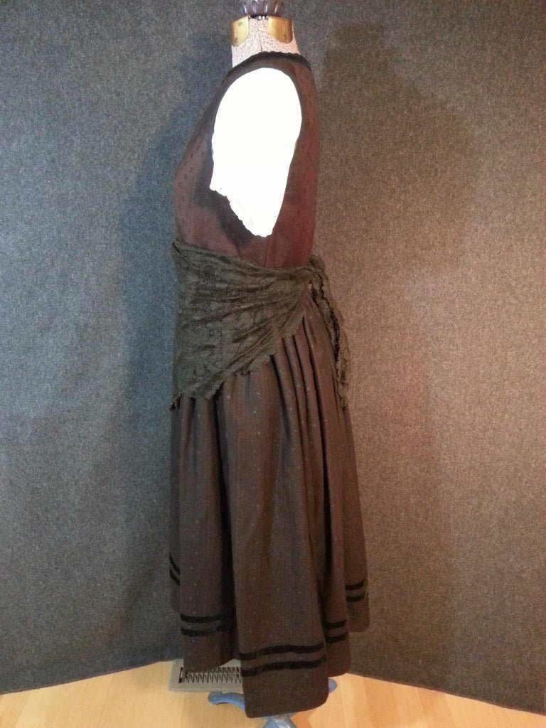 Pre-WWII German Dirndl w/ Painted Skirt(B-32 1/2' W-32'--) — image 4