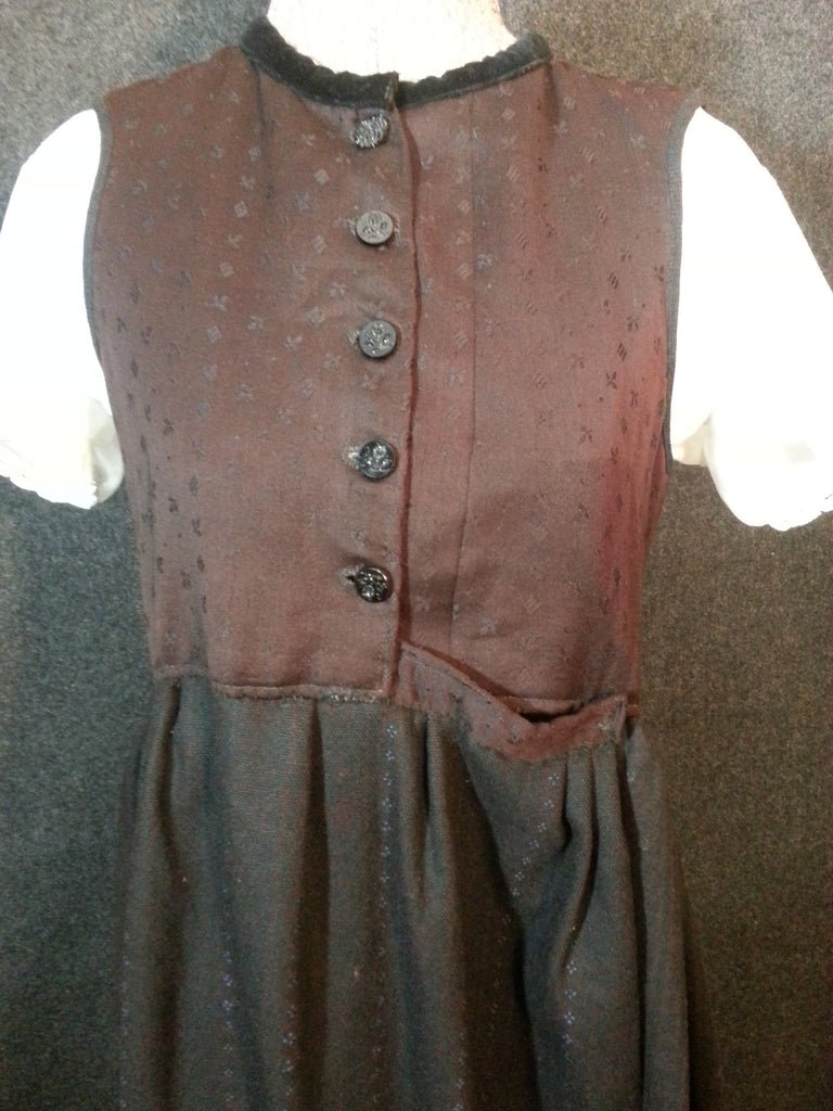 Pre-WWII German Dirndl w/ Painted Skirt(B-32 1/2' W-32'--) — image 7