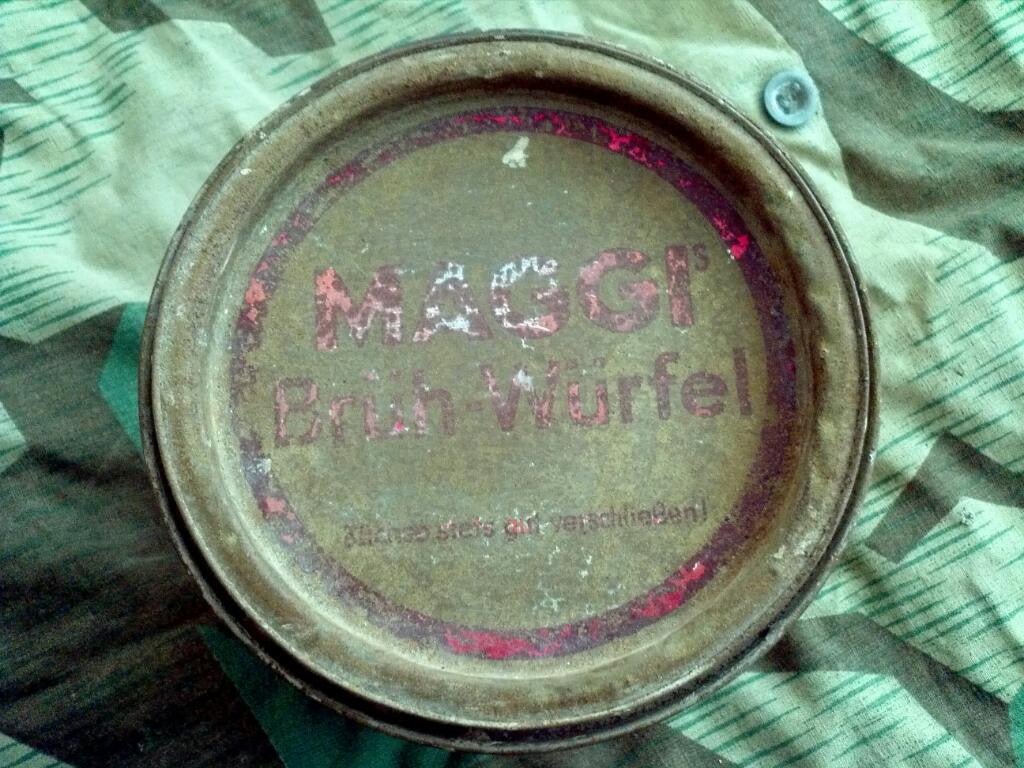 Maggi's 300 Brüh Würfel Can — image 4