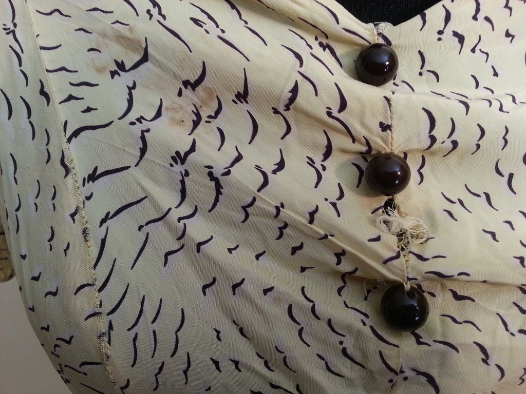 Pale Yellow Button Dress(38'-28'-35 1/2') — image 6