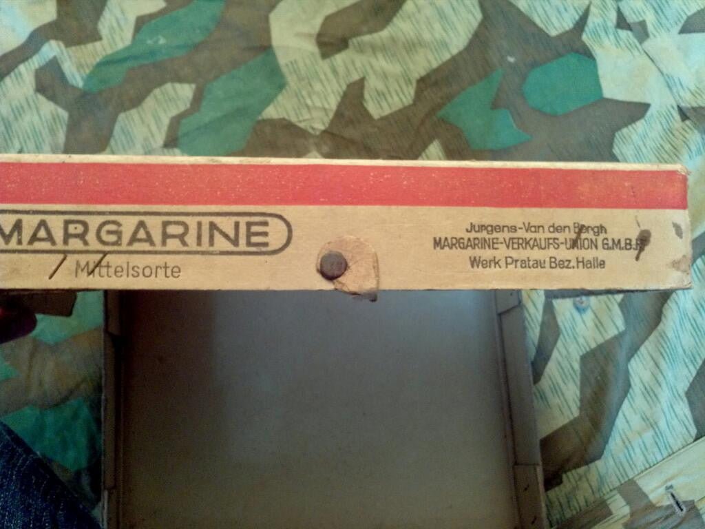 Original 1930's Sanella Margarine Carton — image 4