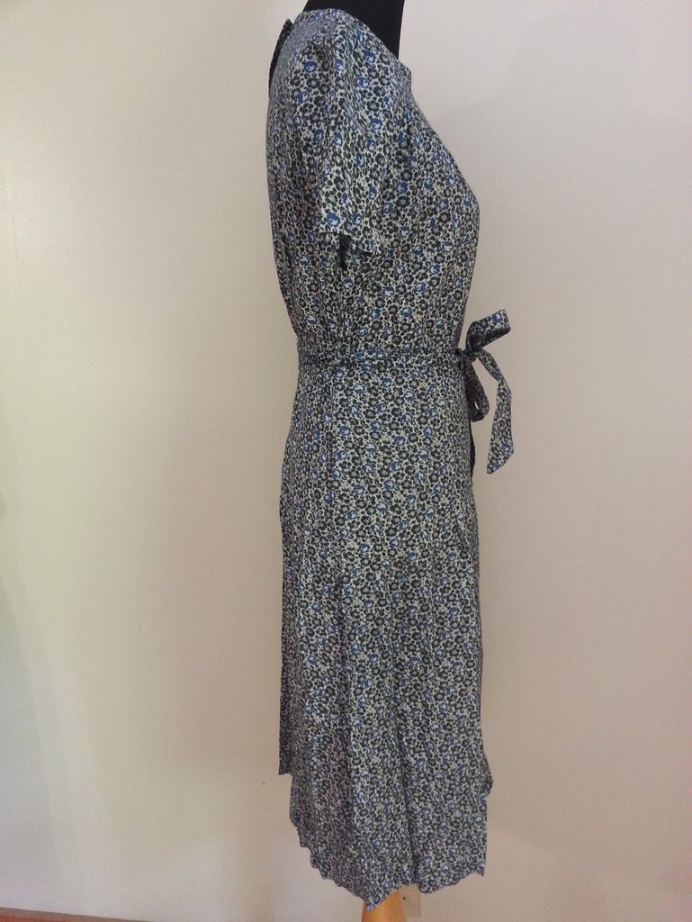 German Blue Dress - Buttons in the Back(B-40' W-33' H-40') — image 3