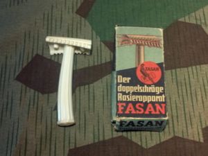 Original Fasan Razor in Box