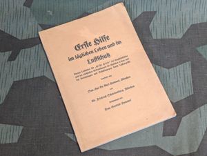 Erste Hilfe Luftschutz Book