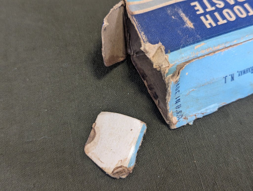 Lyons Toothpaste in Box (Full) — image 6