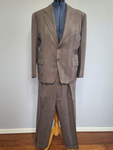 Brown / Tan Suit Jacket and Trousers(44' Chest, 36' Waist)