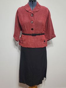 Red Jacket and Black Skirt Outfit(B-46' W-36' H-43')