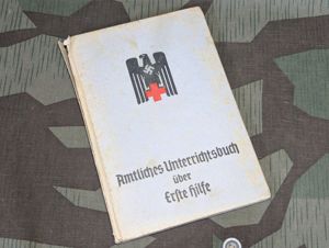 DRK Erste Hilfe First Aid Book (AS-IS)