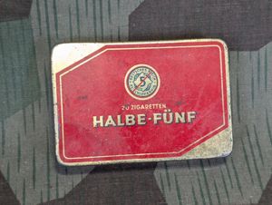 Original Halbe-Fünf 20 Cigarette Tin