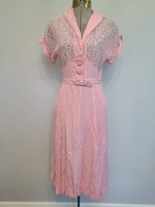 Pink Lace Dress(B-32' W-24.5' H-36')