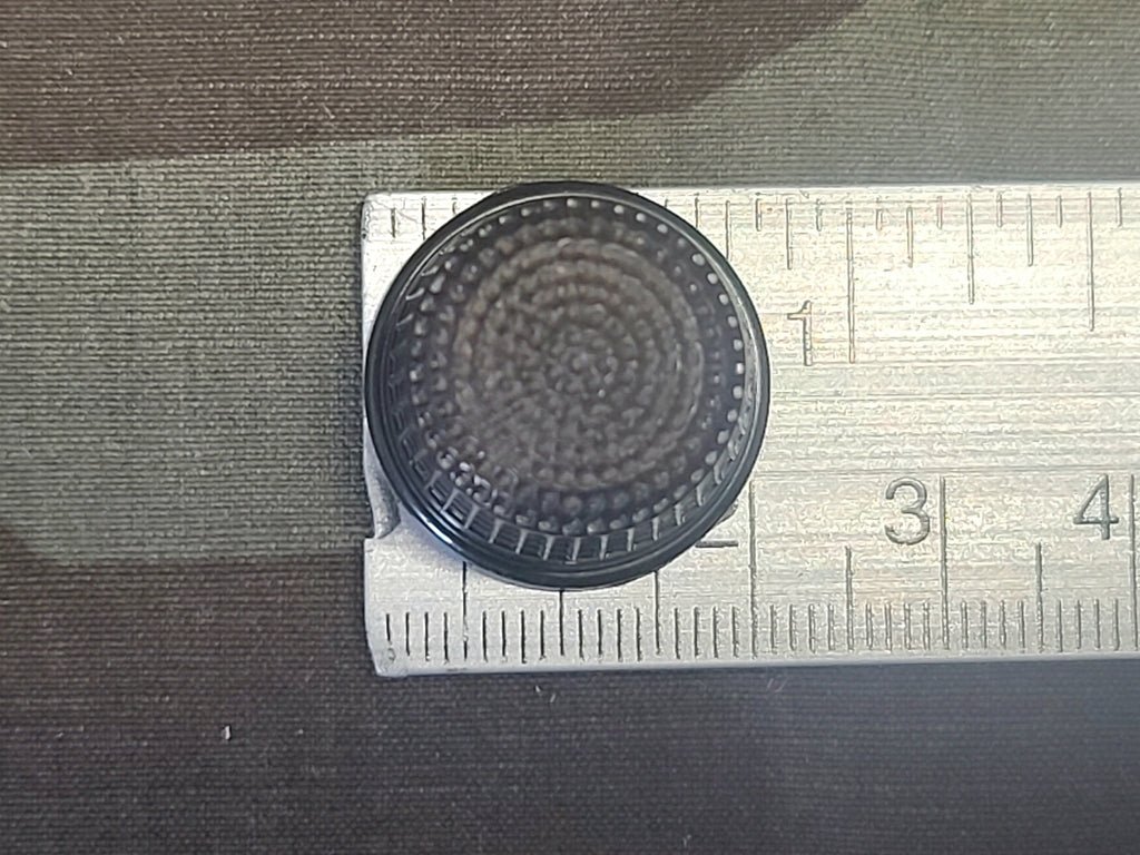 Bakelite Thimble 'Finger Hat' (Larger Size) — image 4