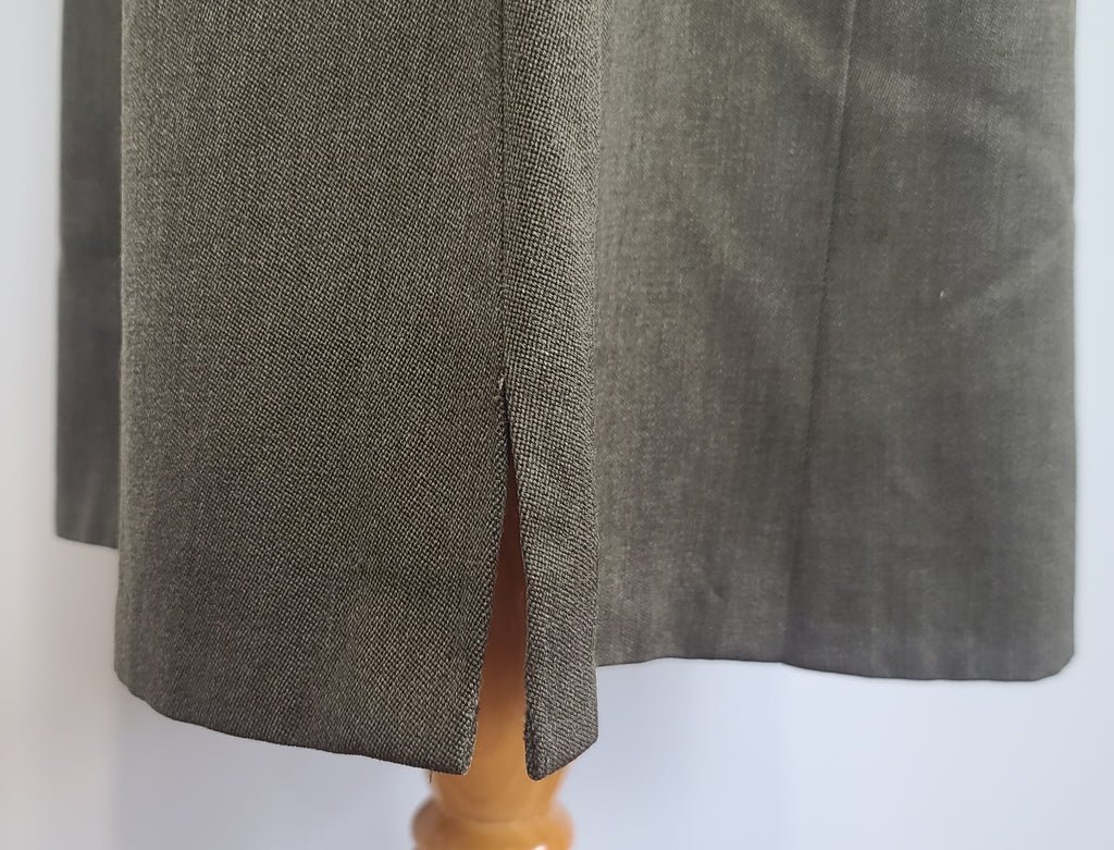 Women's US Marines Uniform: Jacket and Skirt — image 13