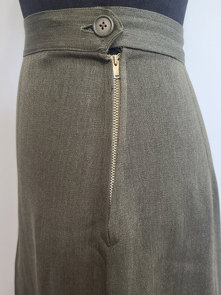 Women's US Marines Uniform: Jacket and Skirt — image 23