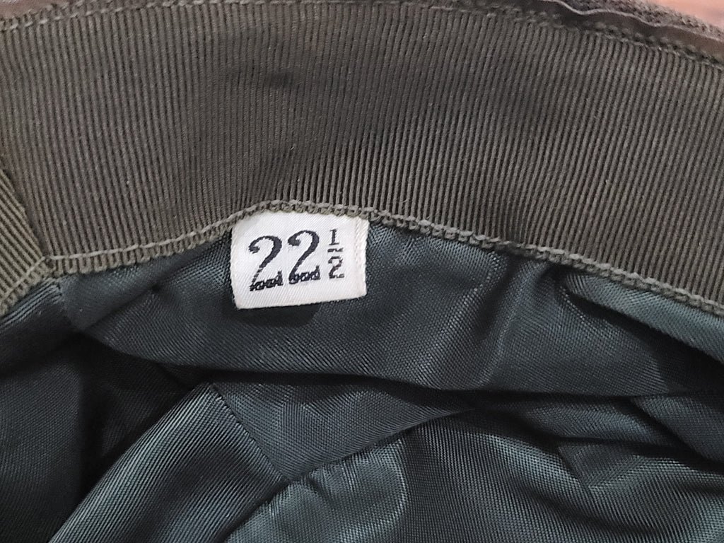 USMC Women's Service Hat with Bakelite Insignia — image 12